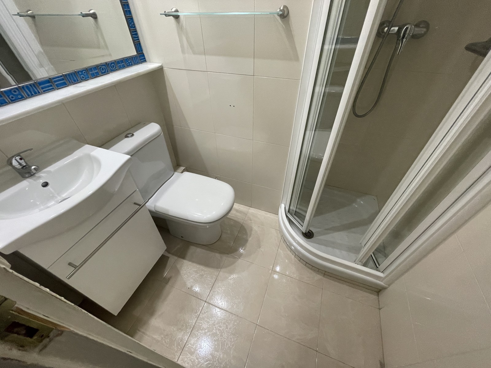 Segundo baño antes de la reforma en Conde de Casal