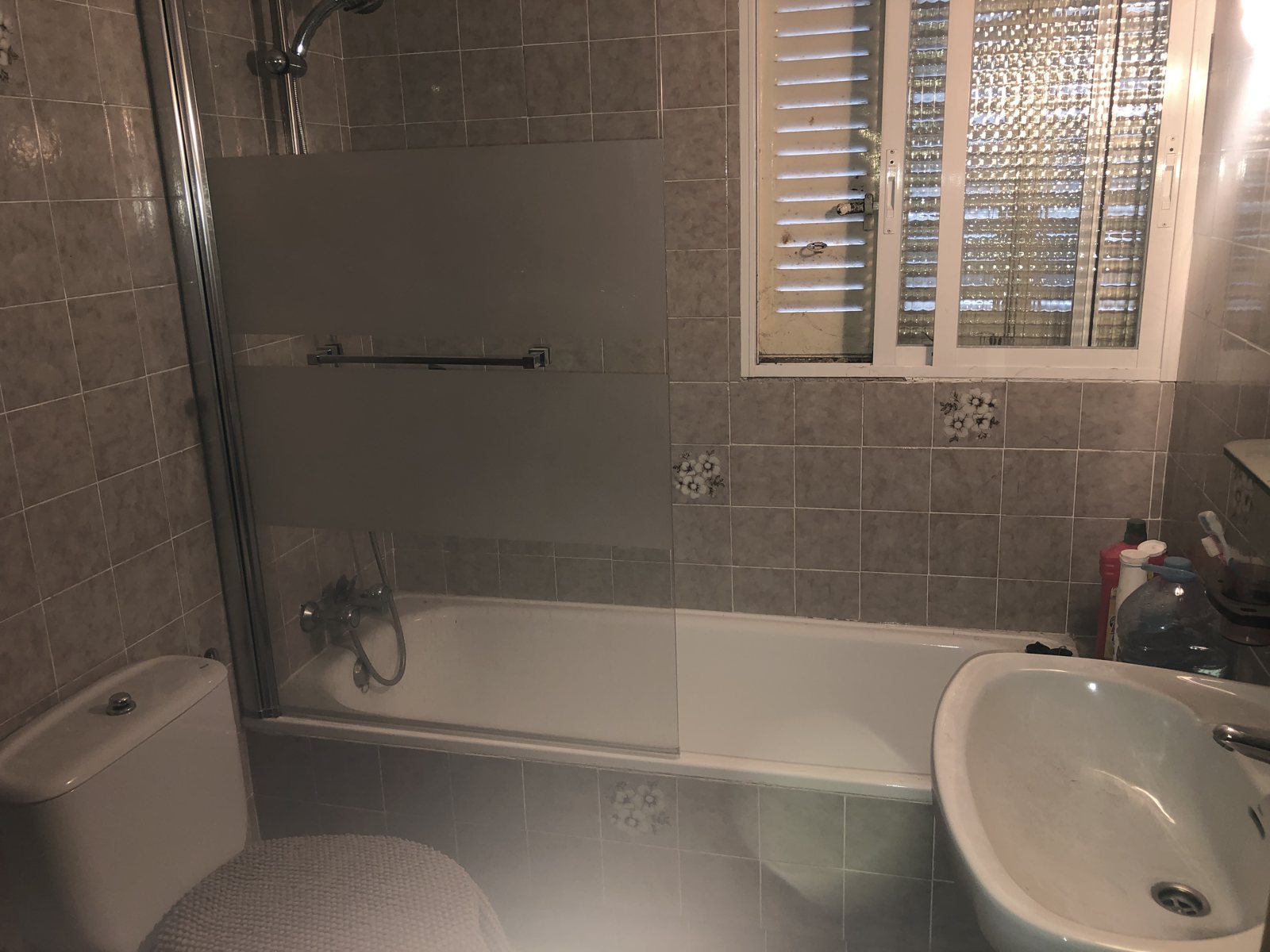 Baño antes de la reforma en Las Rozas